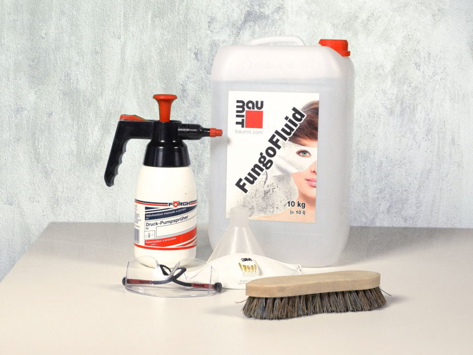 Riasy na fasáde Riasy na fasáde